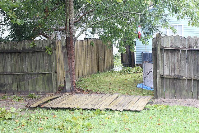 7 Top Tips When You’re Searching for Fence Repair Near Me