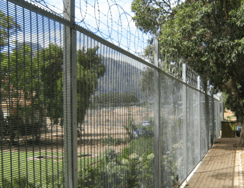How to Manufacture an Angle Iron Fence Structure for 358 Prison Mesh Fencing