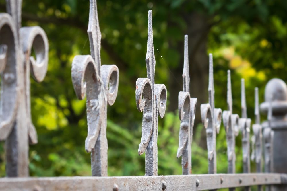 Is Old Ornamental Fence Cast Iron?
