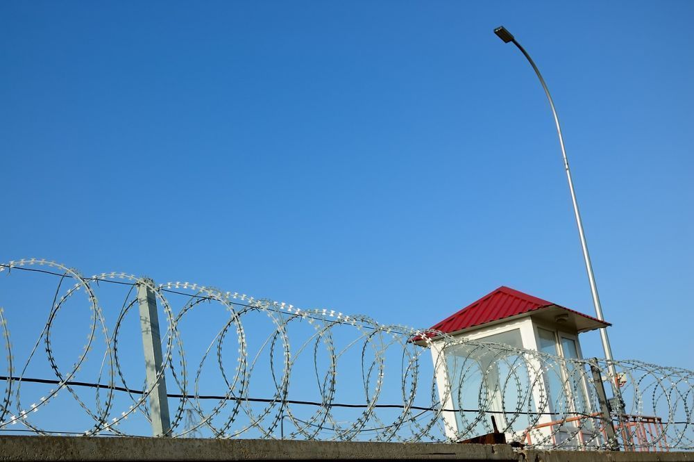 fence top security razor coils